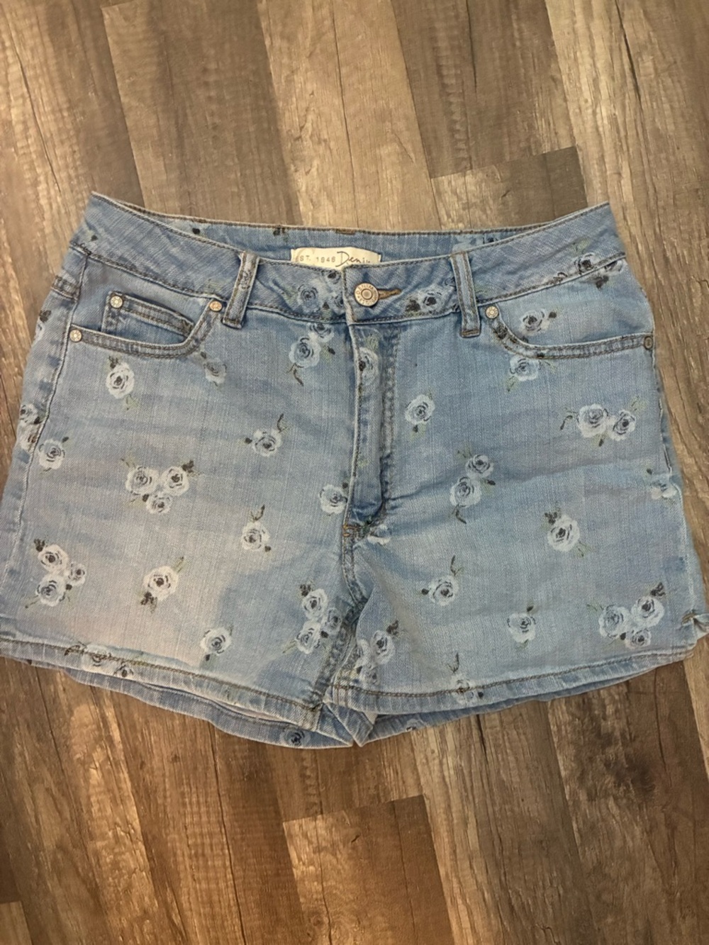 Cato Blue Floral Denim Jean Shorts